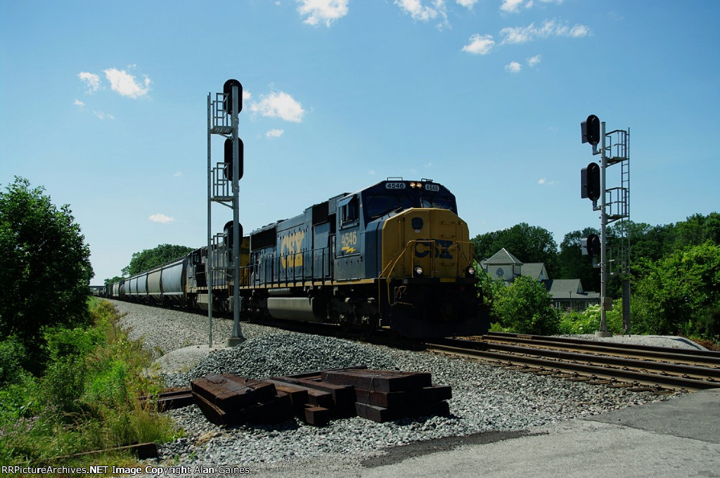 CSX SD70MAC 4546